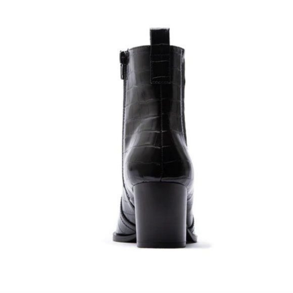 !! NEW !! Vegan Leather Ankle Cowboy Boots in Black Croc - Picture 8 of 10